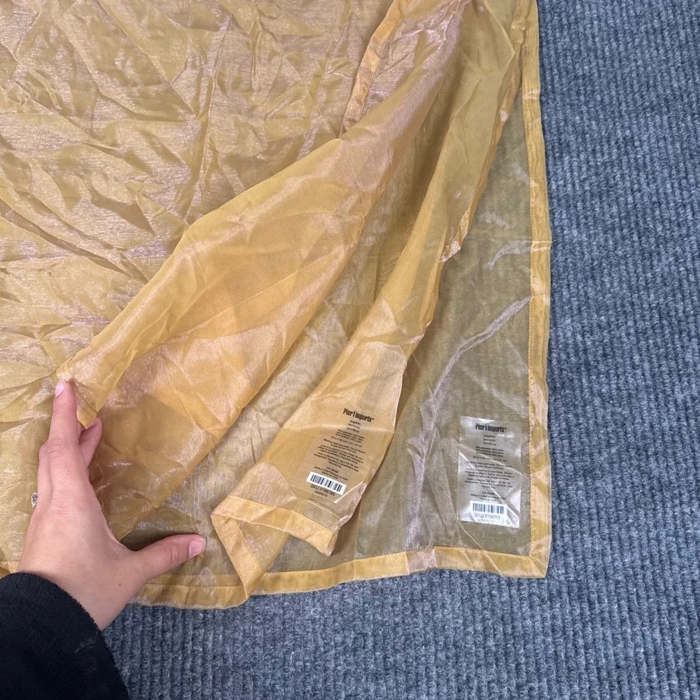 Pier 1 Imports organza set